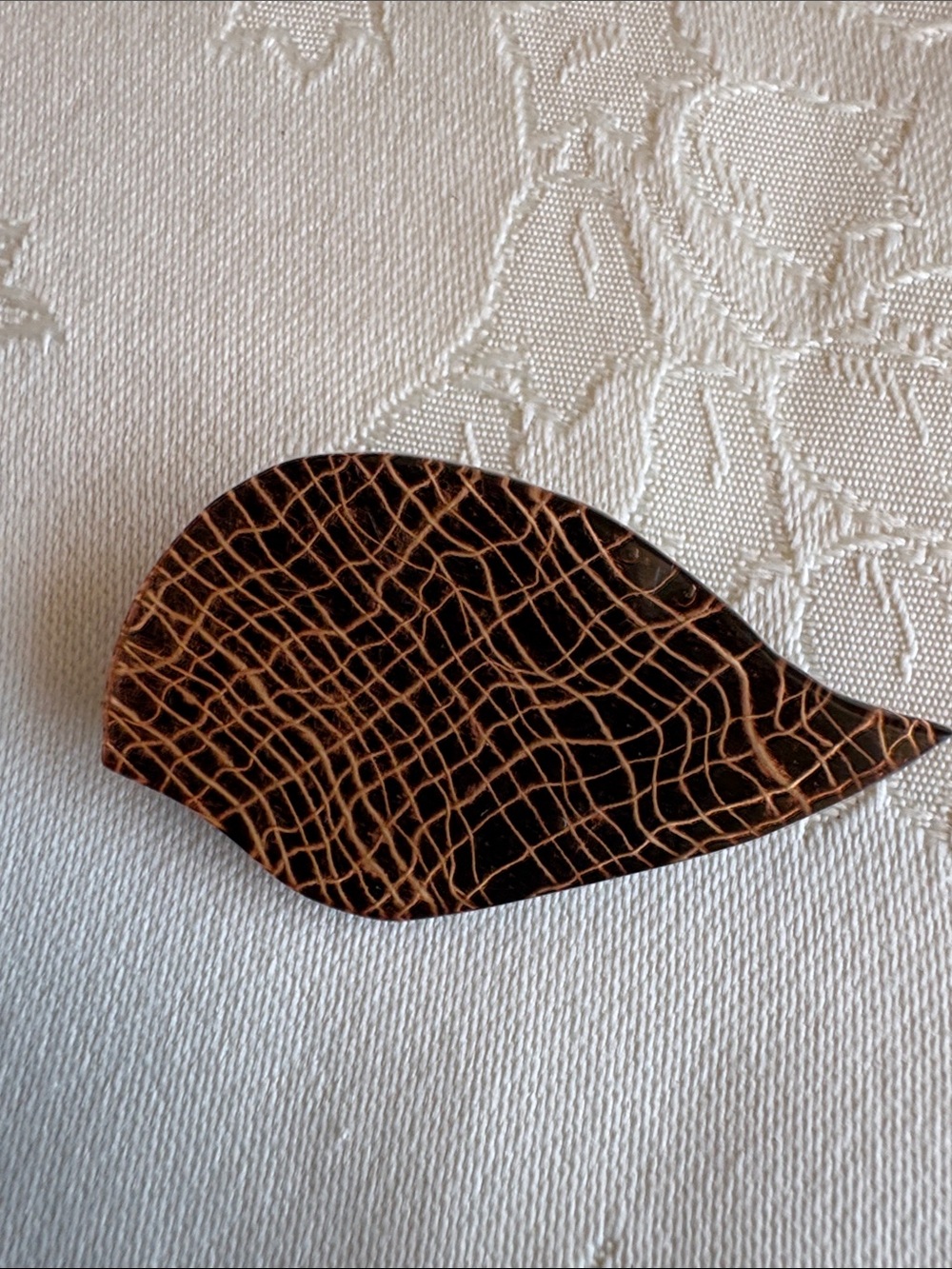 Leaf-Shaped Textured Hair Clip in Dark Brown